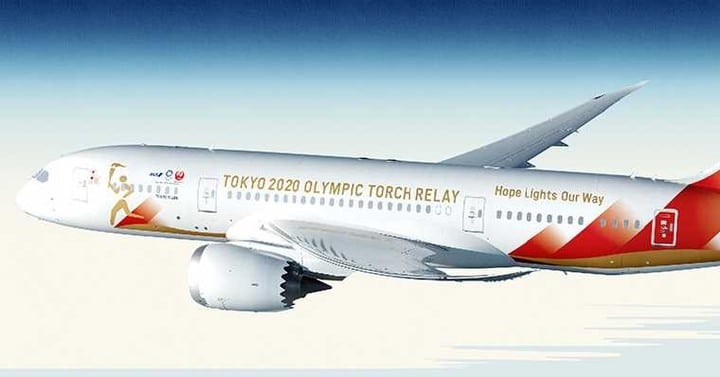 東京2020オリンピック聖火特別輸送機「TOKYO 2020 号」 - Tokyo 2020 Olympic Torch Special Transport Aircraft "TOKYO 2020" #東京2020 #オリンピック #東京五輪 #東京オリンピック #聖火 #聖火リレー #飛行機 #アスリート #選手 #オリンピアン #Tokyo2020 #TokyoOlympic #Olympic #Olympics #Torch #TorchRelay #Airplane #athlete #Olympian #Instagay